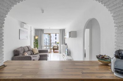 1447-659882-78d1f4f8b6655591b02d22fabb36a692d