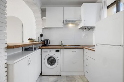 1447-659882-78d1f4f8b6655591b02d22fabb36a692d