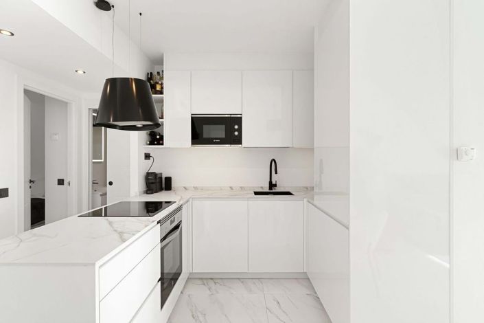 Image No.10-3 Bed Apartment for sale