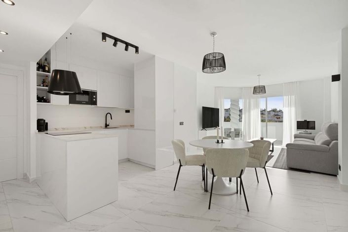 Image No.9-3 Bed Apartment for sale