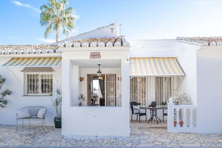 Image No.3-3 Bed Villa for sale