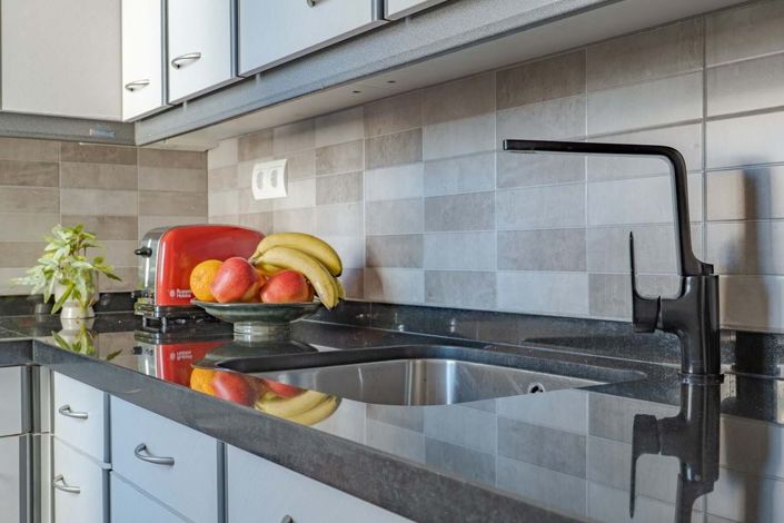 Image No.20-3 Bed Apartment for sale