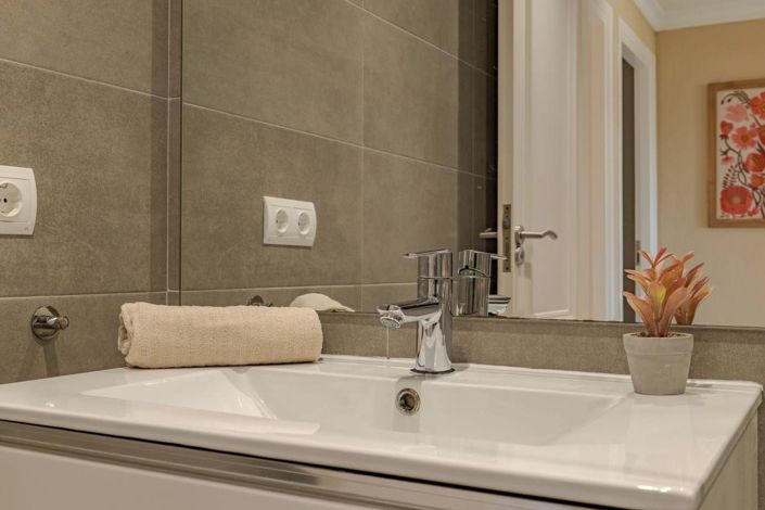 Image No.38-3 Bed Apartment for sale