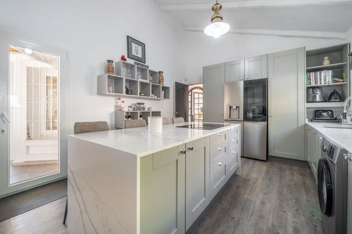 Image No.28-3 Bed Villa for sale