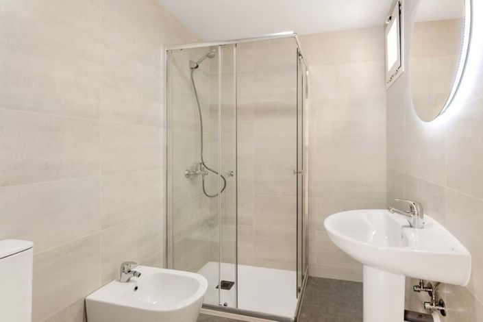 Image No.27-4 Bed Villa for sale