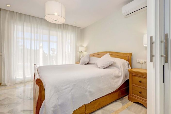 Image No.31-4 Bed Villa for sale