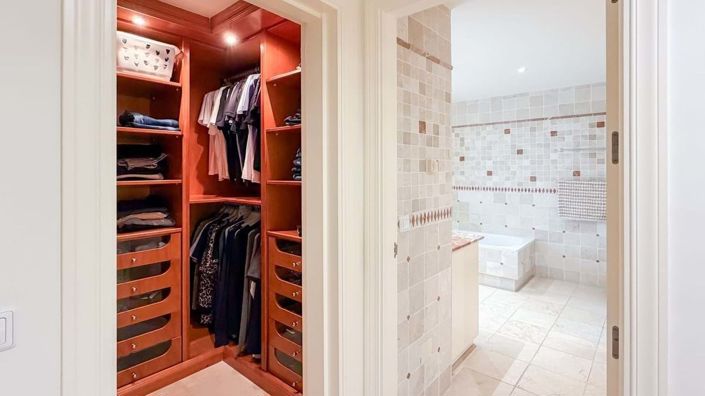 Image No.22-4 Bed Villa for sale