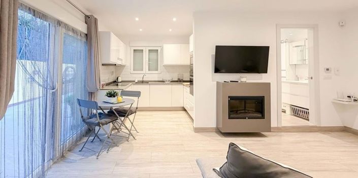 Image No.32-4 Bed Villa for sale