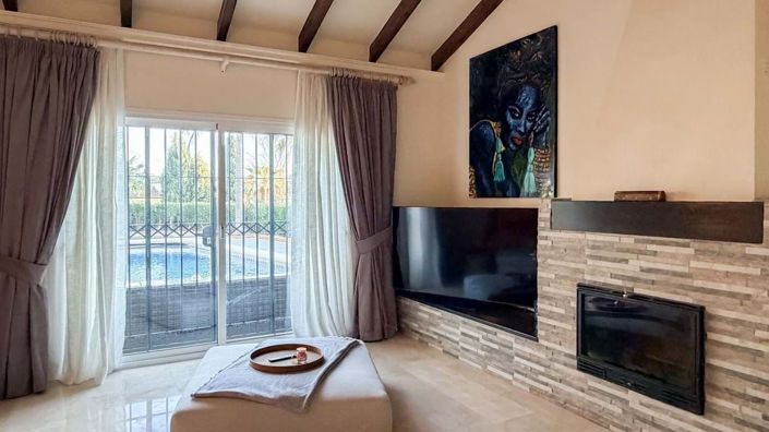 Image No.9-4 Bed Villa for sale