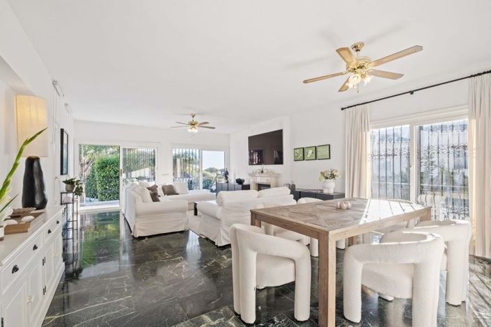 Image No.13-6 Bed Villa for sale