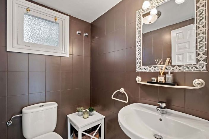 Image No.19-6 Bed Villa for sale