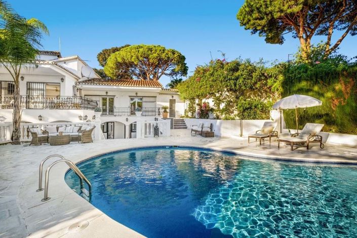 Image No.3-6 Bed Villa for sale