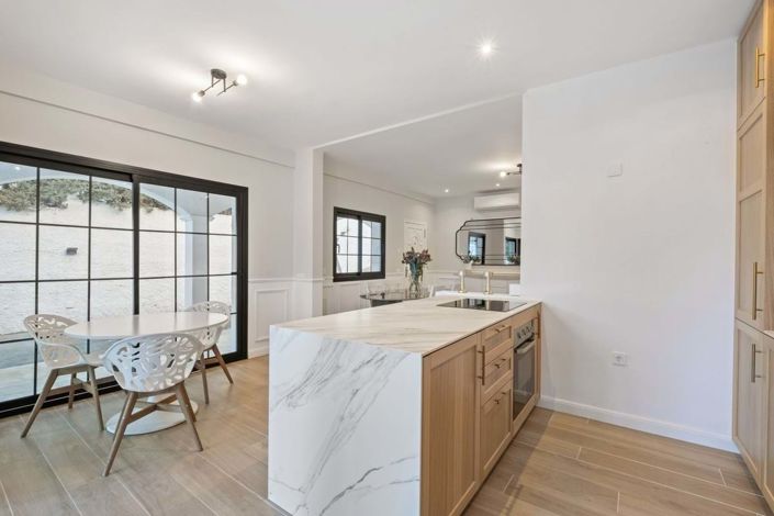 Image No.35-6 Bed Villa for sale