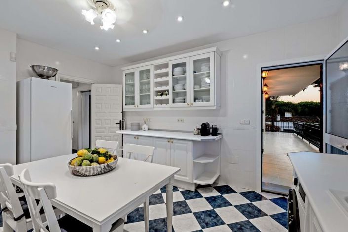 Image No.36-6 Bed Villa for sale