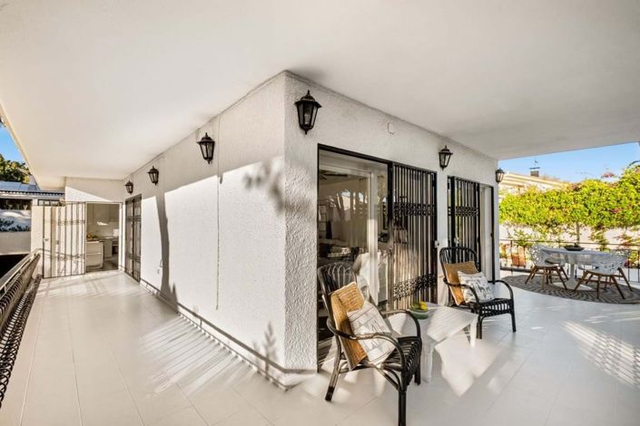 Image No.54-6 Bed Villa for sale