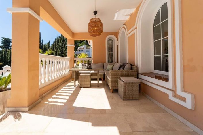 Image No.12-5 Bed Villa for sale