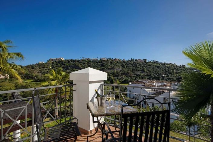 Image No.19-4 Bed Semi-Detached for sale