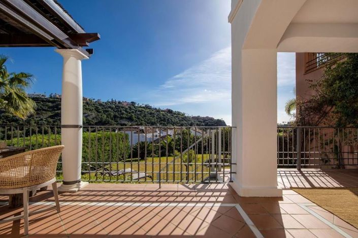 Image No.6-4 Bed Semi-Detached for sale