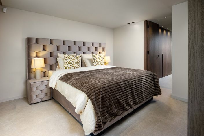 Image No.25-5 Bed Villa for sale