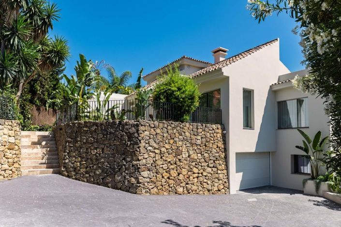 Image No.34-5 Bed Villa for sale