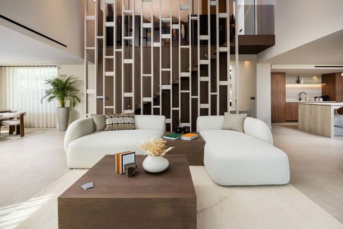 Image No.9-5 Bed Villa for sale