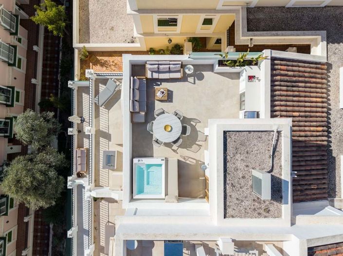 Image No.26-4 Bed Townhouse for sale