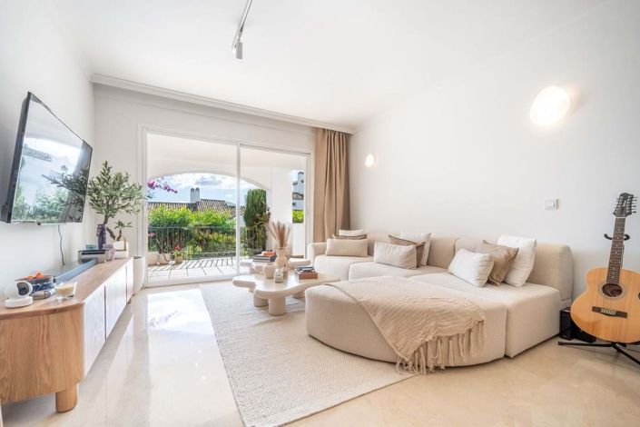 Image No.4-Appartement de 2 chambres à vendre à Estepona