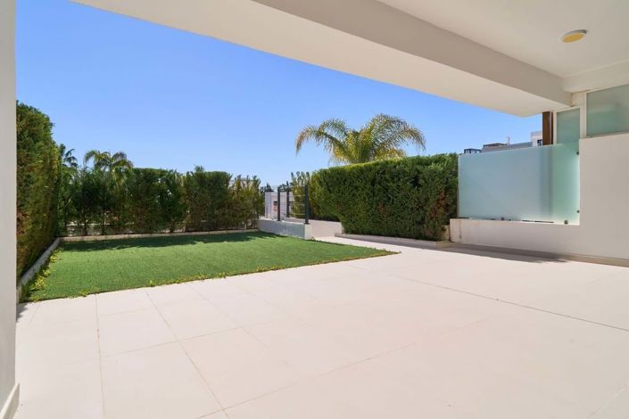 Image No.5-2 Bed Apartment for sale