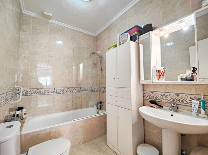 Image No.39-2 Bed Villa for sale