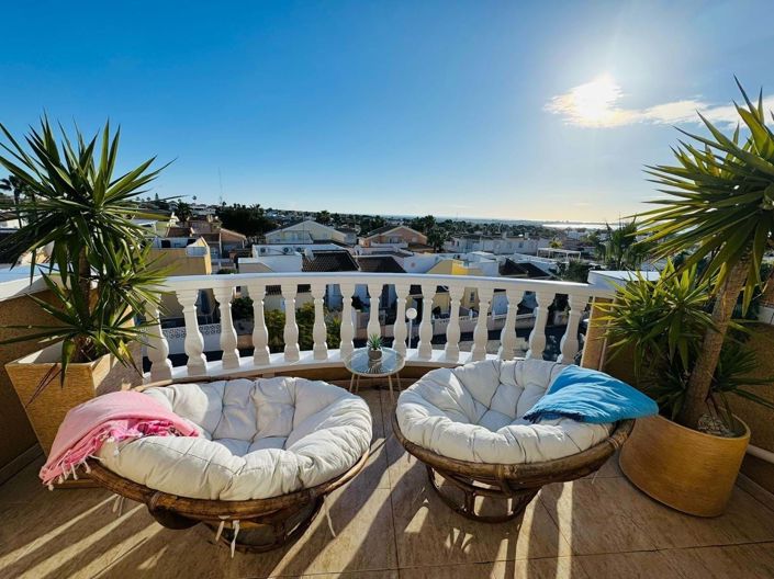 Image No.4-3 Bed Townhouse for sale