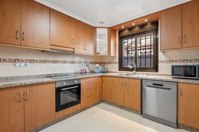 1447-660077-78d1f4f8b6655591b02d22fabb36a692d