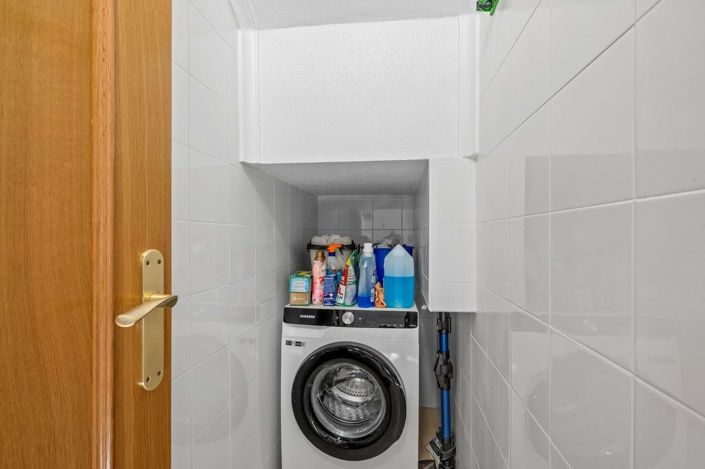 Image No.31-3 Bed Townhouse for sale