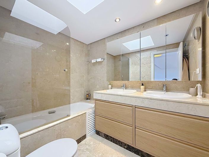 Image No.20-3 Bed Penthouse for sale