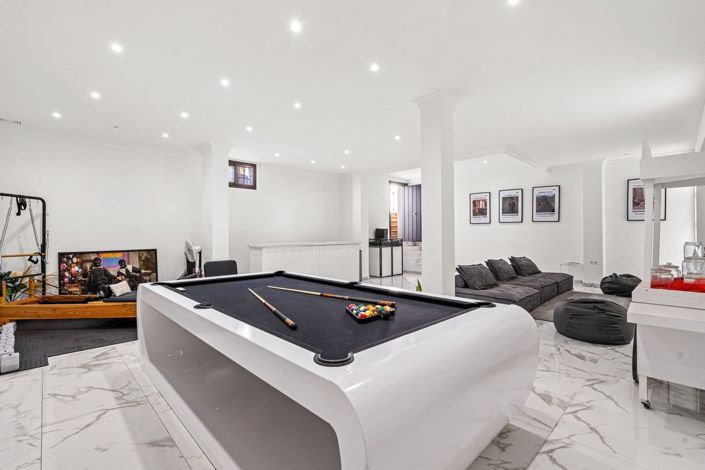 Image No.25-5 Bed Villa for sale