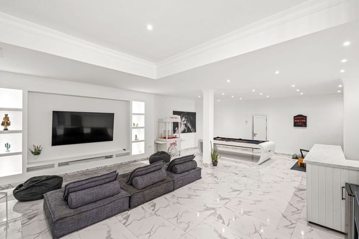 Image No.26-5 Bed Villa for sale