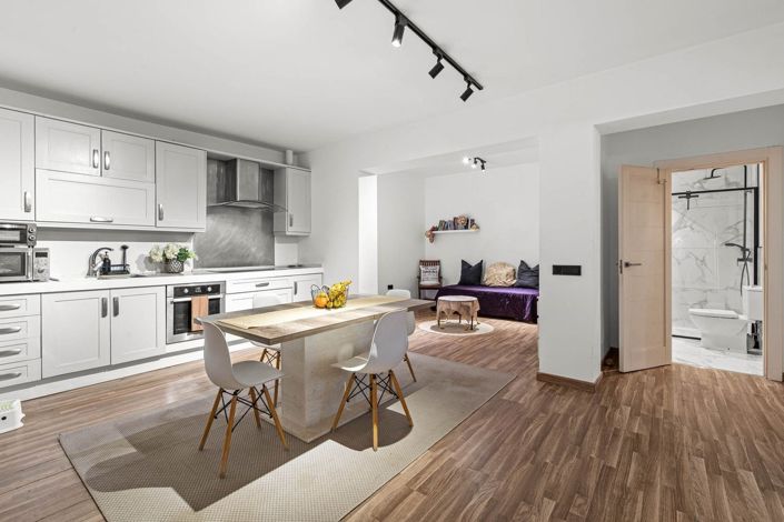 Image No.29-5 Bed Villa for sale