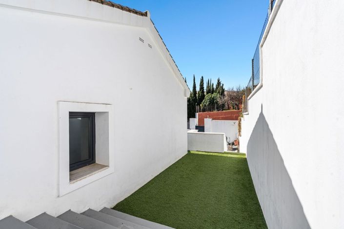 Image No.47-5 Bed Villa for sale