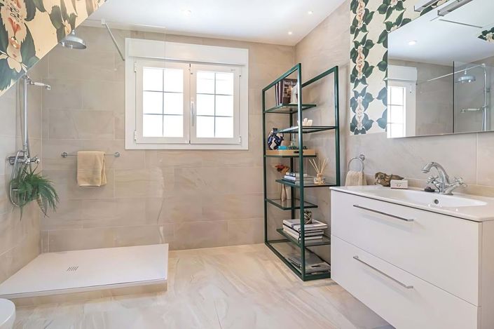 Image No.18-5 Bed Villa for sale