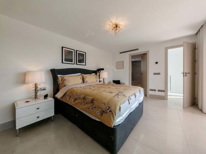 Image No.14-3 Bed Penthouse for sale