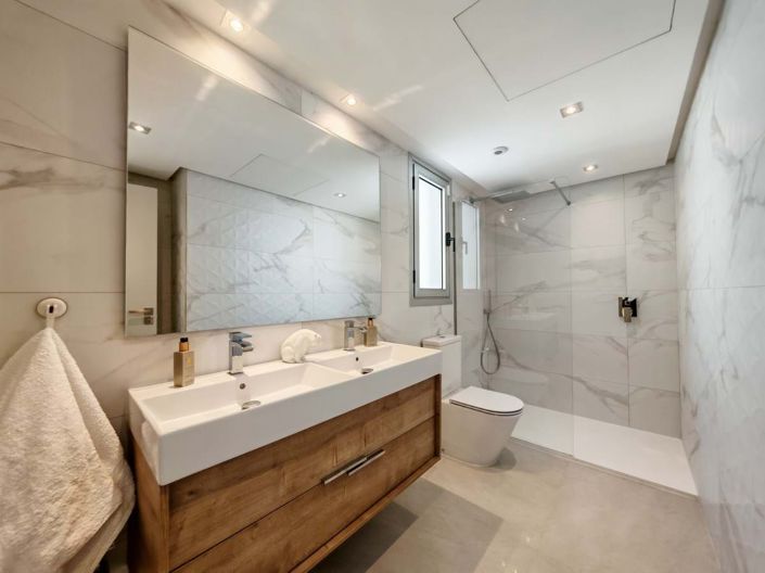 Image No.15-3 Bed Penthouse for sale