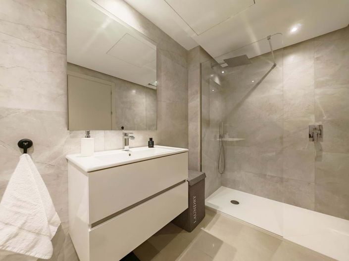 Image No.21-3 Bed Penthouse for sale