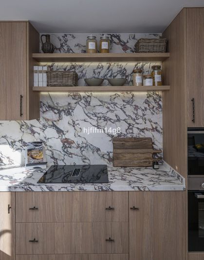 Image No.26-4 Bed Townhouse for sale