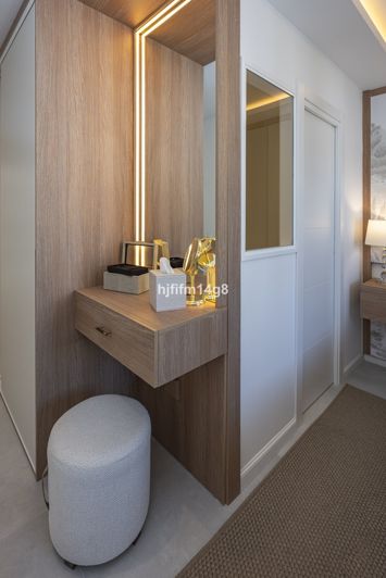 Image No.28-4 Bed Townhouse for sale