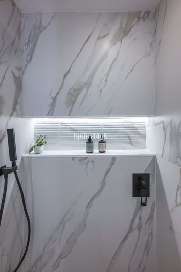 Image No.39-4 Bed Townhouse for sale