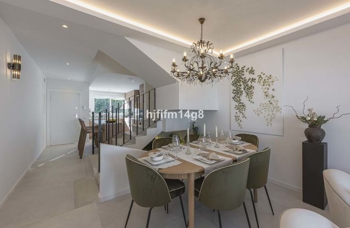 Image No.6-4 Bed Townhouse for sale