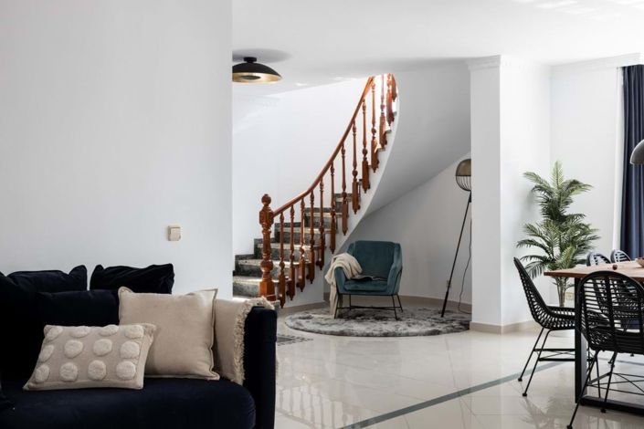 Image No.12-3 Bed Villa for sale