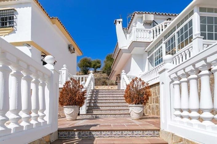 Image No.4-3 Bed Villa for sale