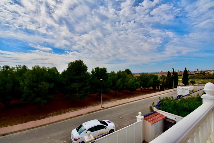 Image No.5-3 Bed Villa for sale