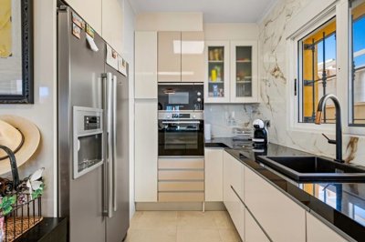 1447-660425-78d1f4f8b6655591b02d22fabb36a692d