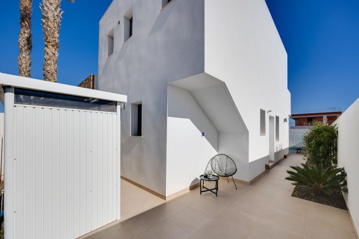 Image No.13-3 Bed Villa for sale